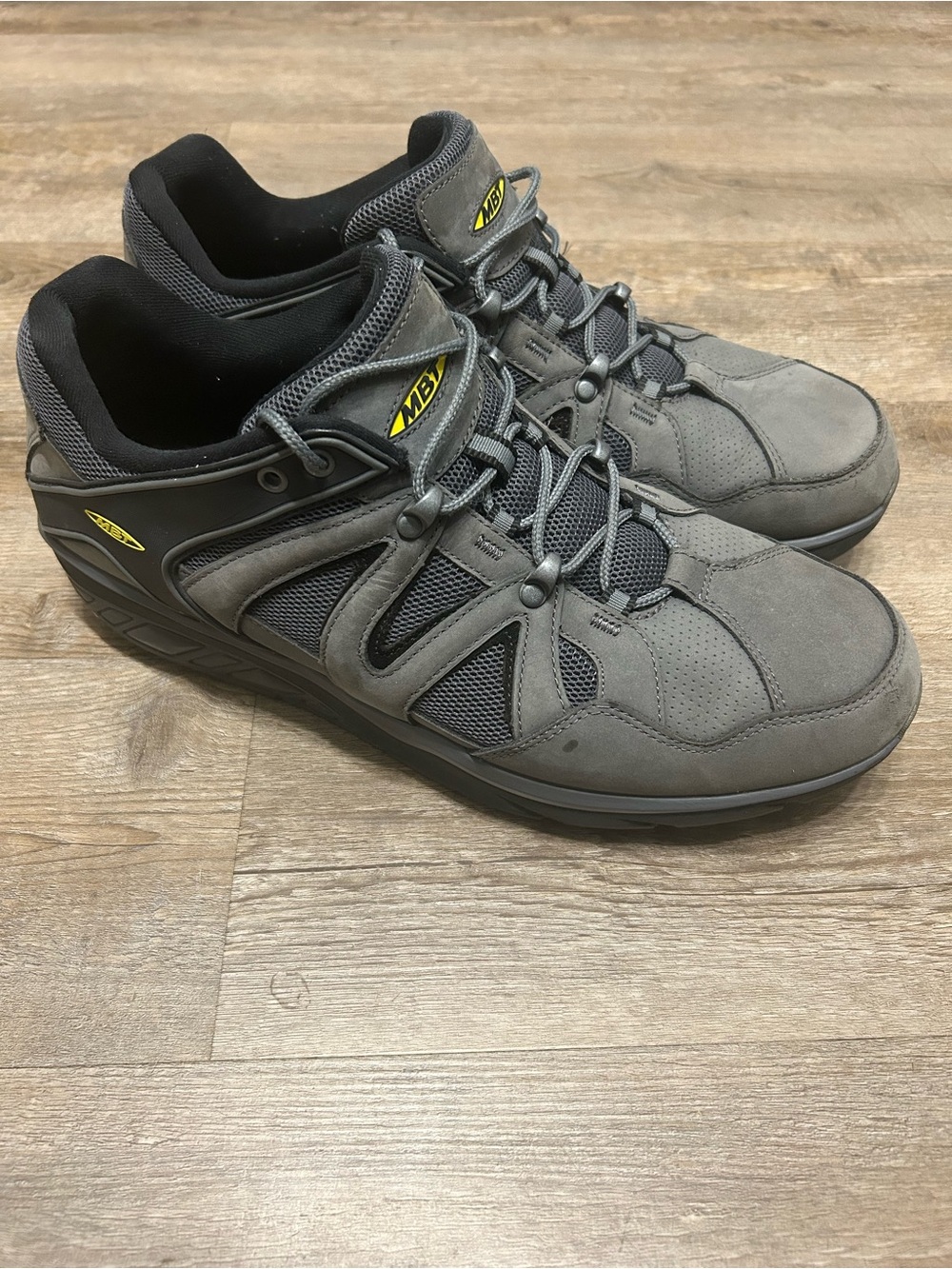 MBT Men’s Size 12-12.5 Gray Nubuck Mesh Rocker Bottom Athletic Shoes
